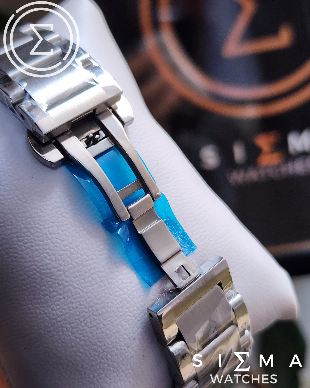 Cartier tank "Metal"