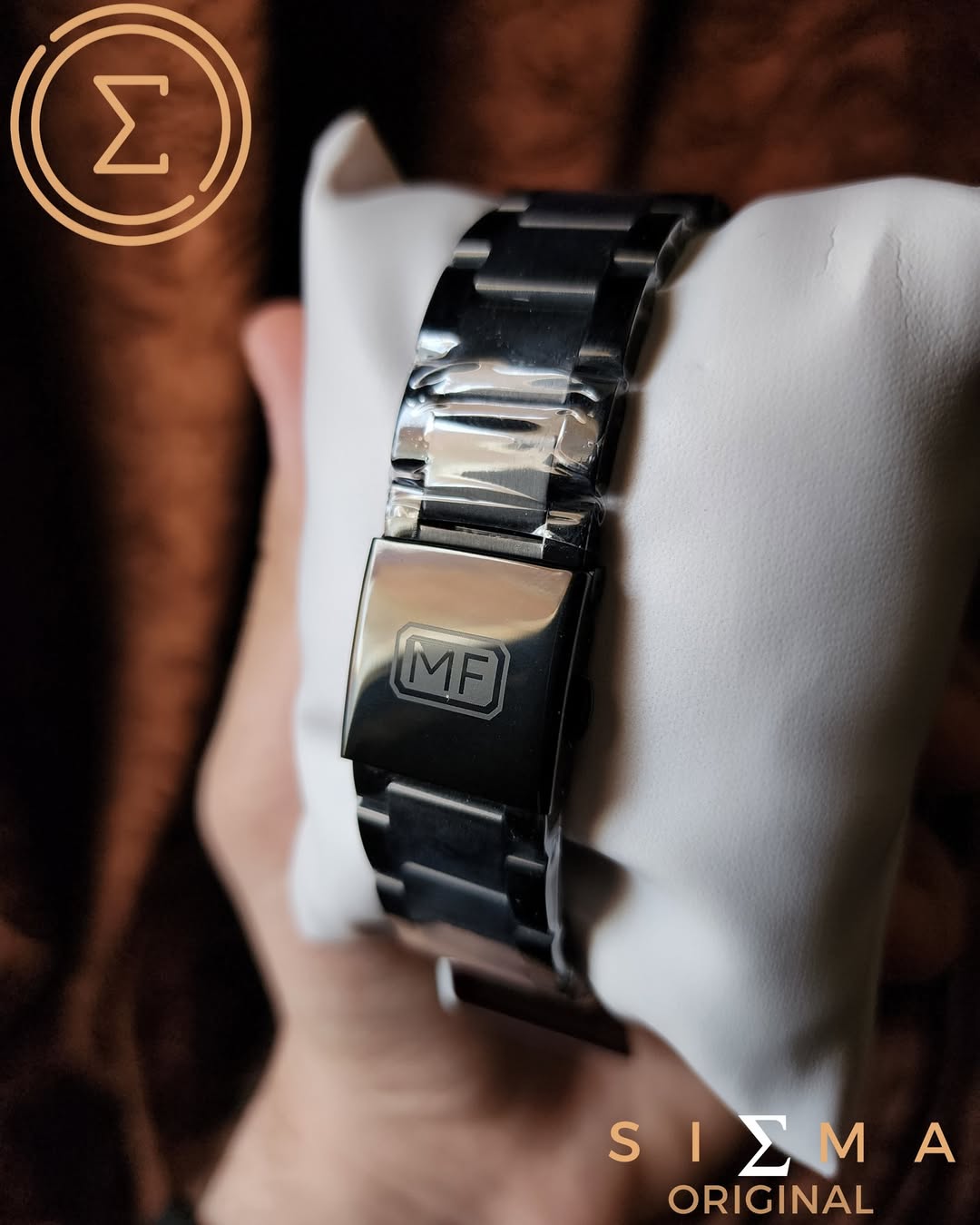 Mini Focus Armani black